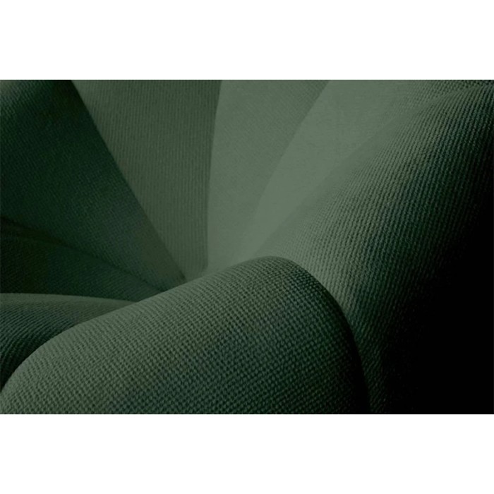 Haluta fauteuil met bijpassende poef in groen, rond en organisch design met zachte stoffering en segmentvormige bekleding 1.jpg